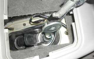 Беда: дребезжит рычаг КПП на Ладе Калине