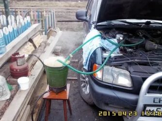 Чем лучше промыть радиатор печки автомобиля?