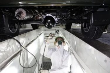 Чем можно обработать днище автомобиля?