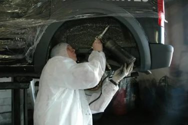 Чем можно обработать днище автомобиля?