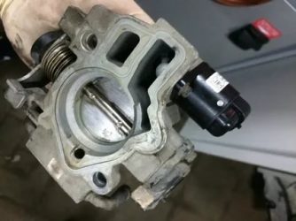 Что значит плавают обороты двигателя?