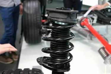 Как определить неисправность амортизатора автомобиля?