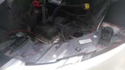 Как отрегулировать фары на поло седан?