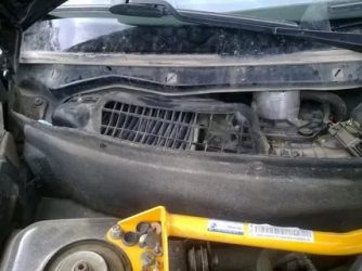 Как поменять фильтр печки на приоре?
