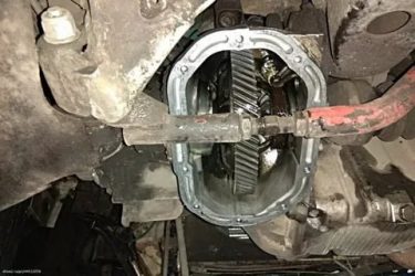 Как поменять масло в КПП нексия?