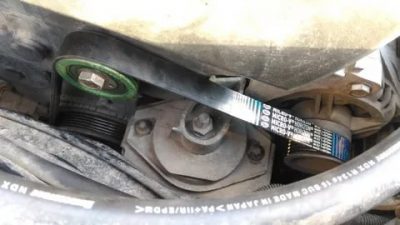 Как поменять ролик генератора на приоре?