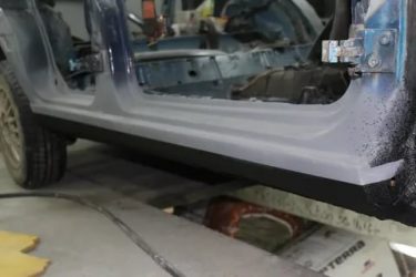 Как правильно обработать пороги автомобиля своими руками?