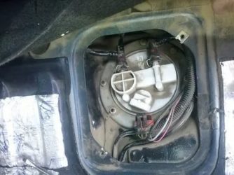 Как снять бензонасос на приоре?