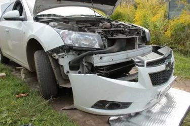 Как снять передний бампер на шевроле круз?