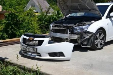 Как снять передний бампер на шевроле круз?