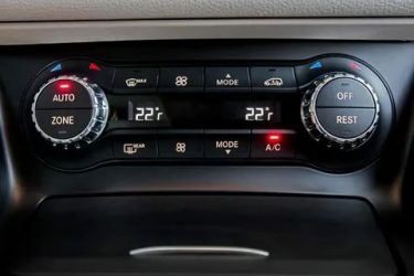 Климатическая система в автомобиле что это?