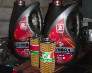 Масло какого производителя лучше заливать в двигатель?