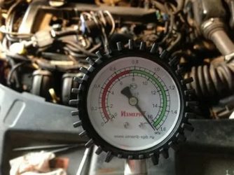 В чем измеряется компрессия двигателя?
