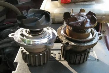 За что отвечает помпа в автомобиле?