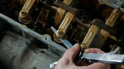 Зачем регулировать клапана на машине?