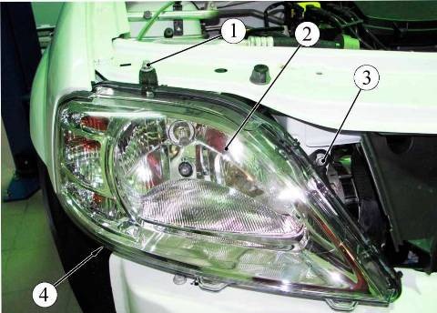 Снять фару Крепеж фары