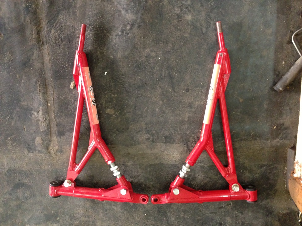 Треугольные рычаги Рычаги треугольной формы