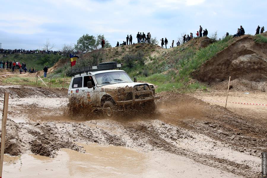 Авто не боится бездорожья Бездорожье нипочем