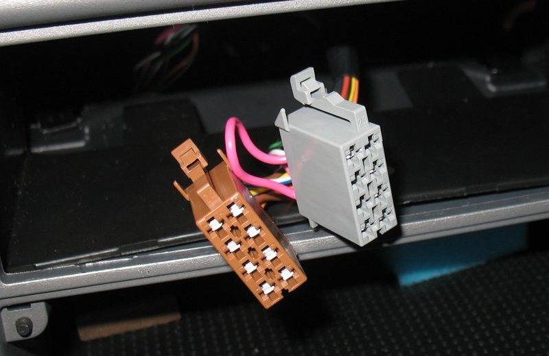 Блоки Соединение для магнитолы