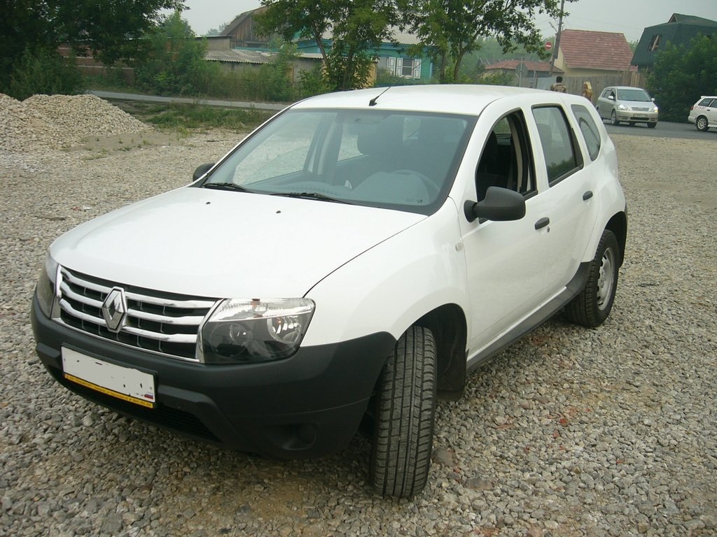 Рено Дастер Внешний вид авто