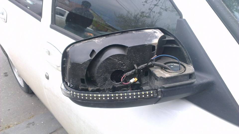 Демонтаж накладки Демонтаж накладки для тюнинга