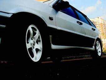 Установлены литые диски