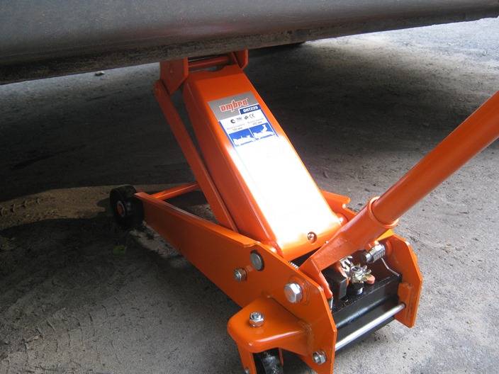 Домкрат Надежный домкрат