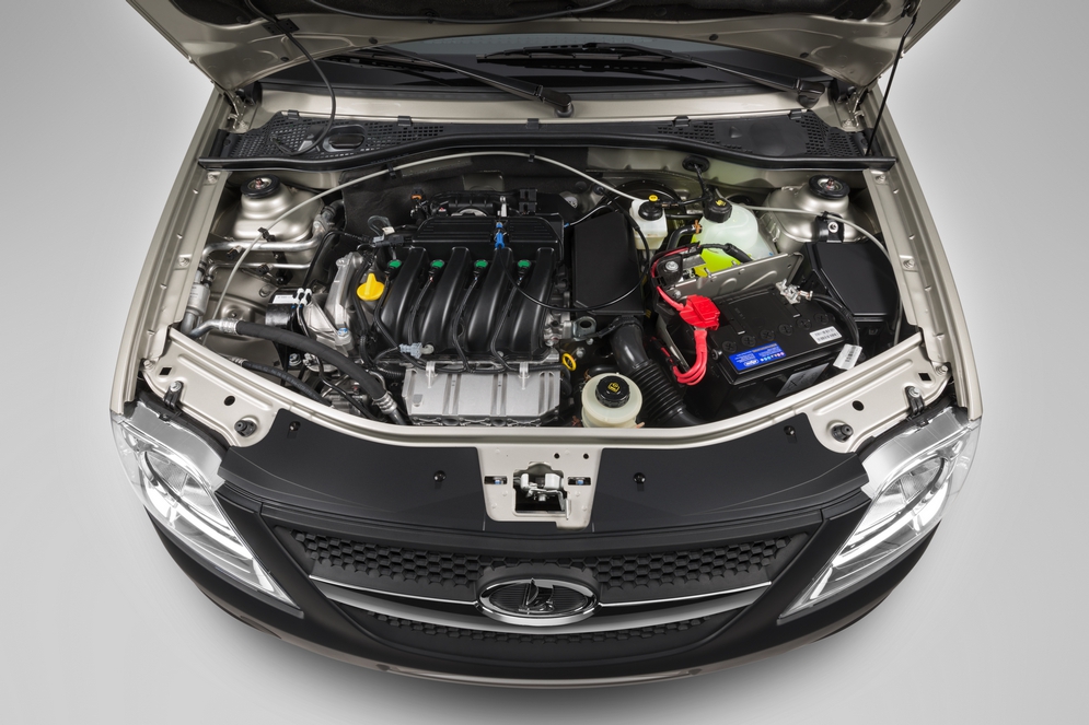 Под капотом Ларгус Двигатель авто