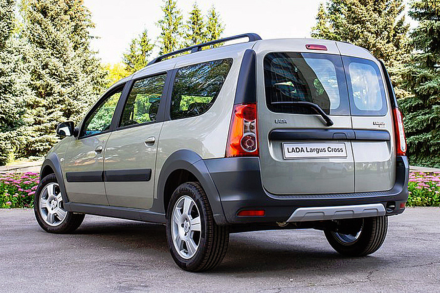 Лада Ларгус Кросс Авто сзади