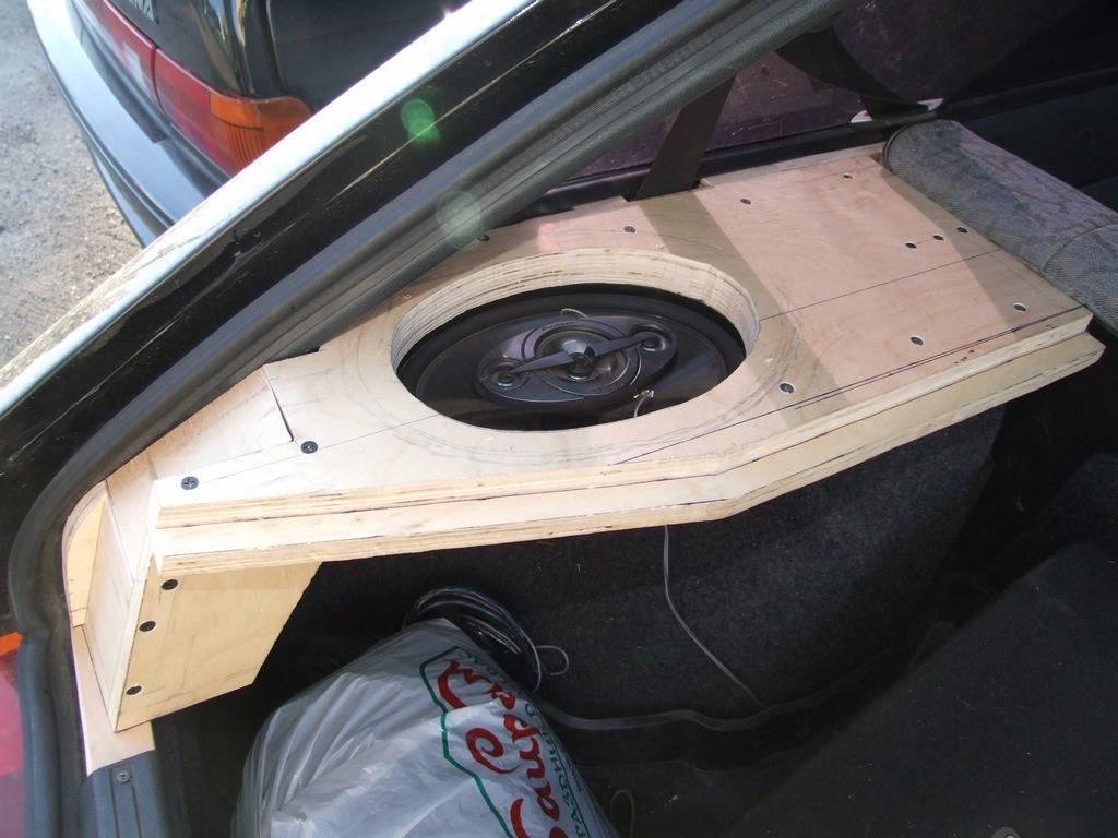 Полка из дерева Аккустическая полка