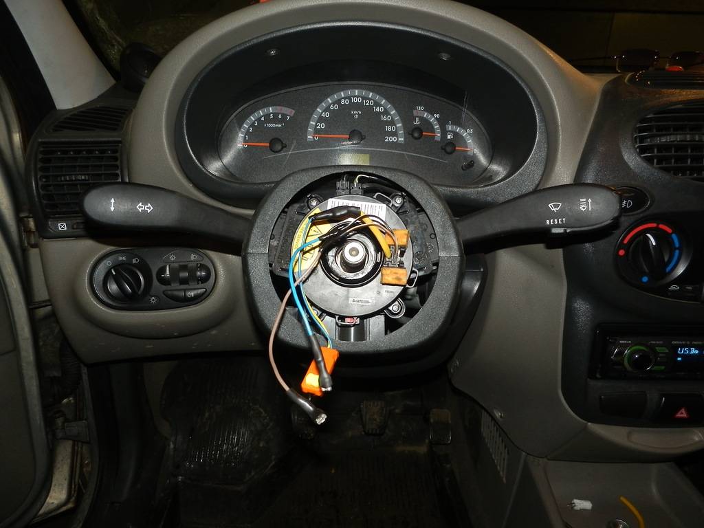 Разборка руля Руль разобрали