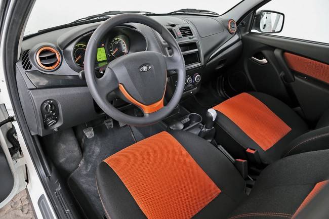 Салон авто Удобный салон машины