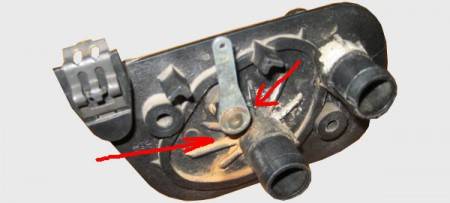 Расположение крана печки Кран печки