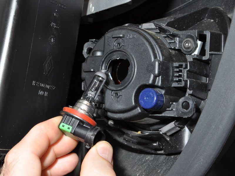 Замена лампы Установка лампы